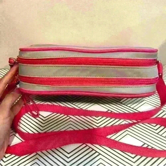 Tommy Bag🔥 - Picture 5 of 5